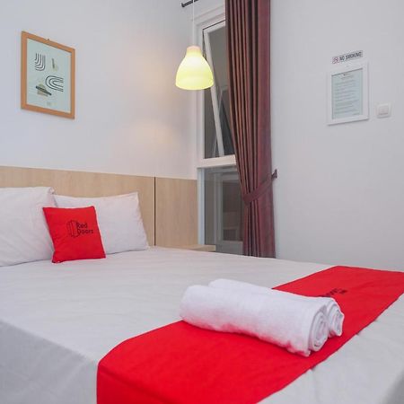 Reddoorz Syariah @ Tlogosari Semarang Hotel Alastuwo ภายนอก รูปภาพ