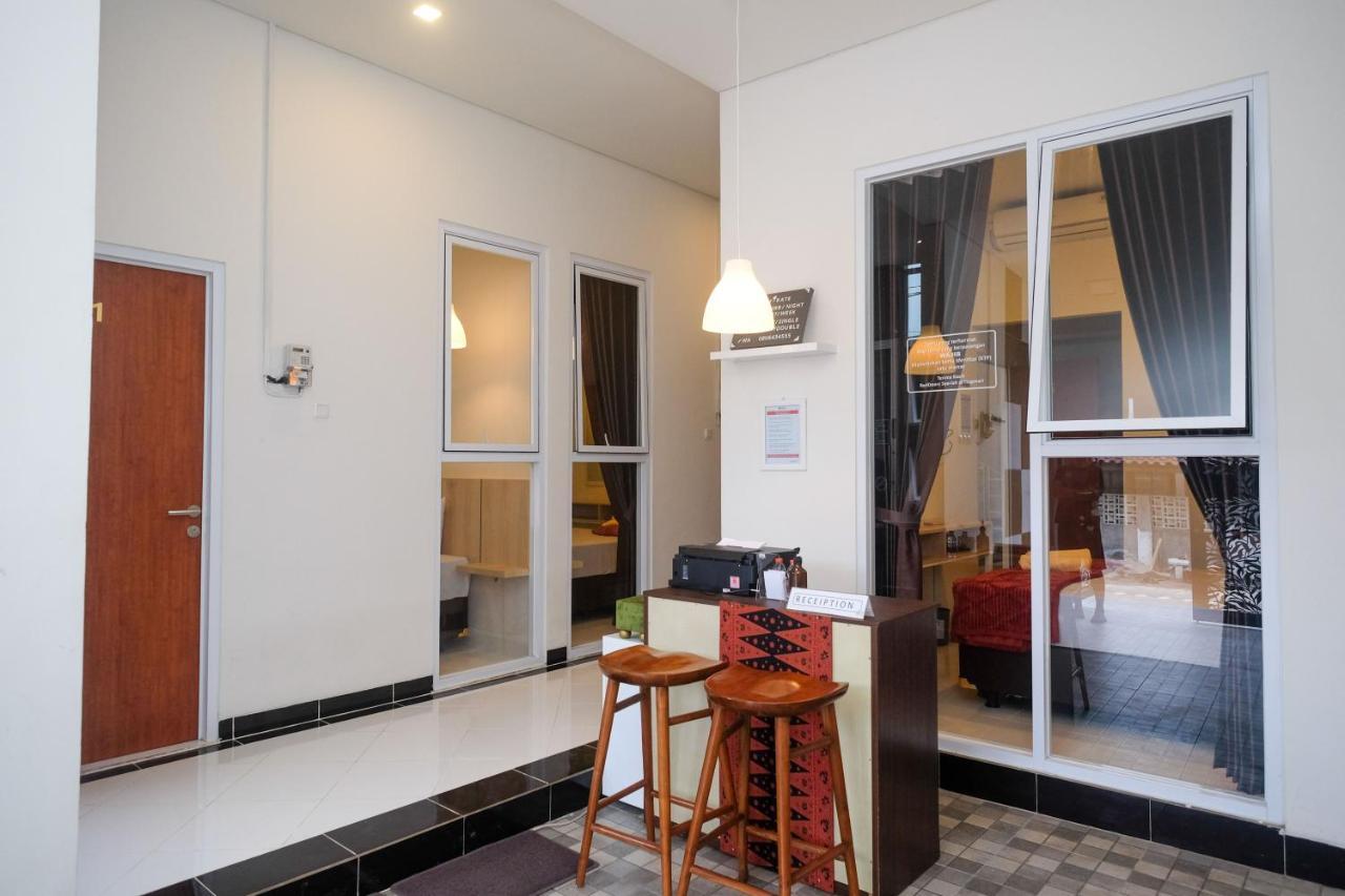 Reddoorz Syariah @ Tlogosari Semarang Hotel Alastuwo ภายนอก รูปภาพ
