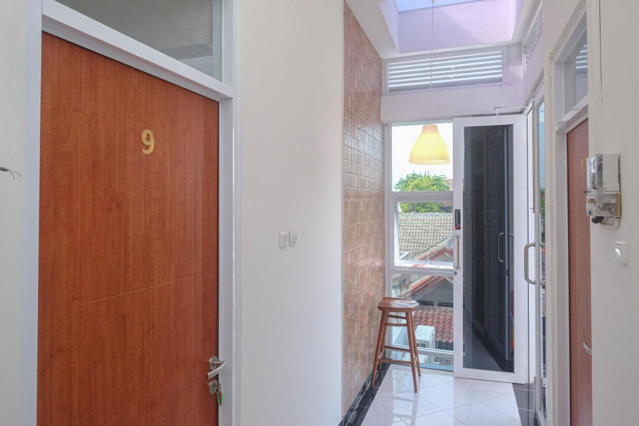 Reddoorz Syariah @ Tlogosari Semarang Hotel Alastuwo ภายนอก รูปภาพ