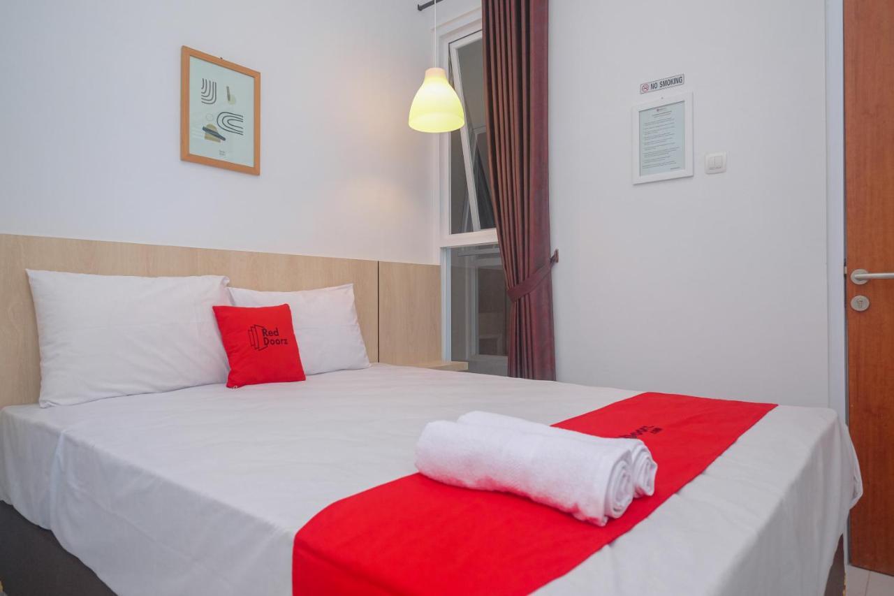 Reddoorz Syariah @ Tlogosari Semarang Hotel Alastuwo ภายนอก รูปภาพ