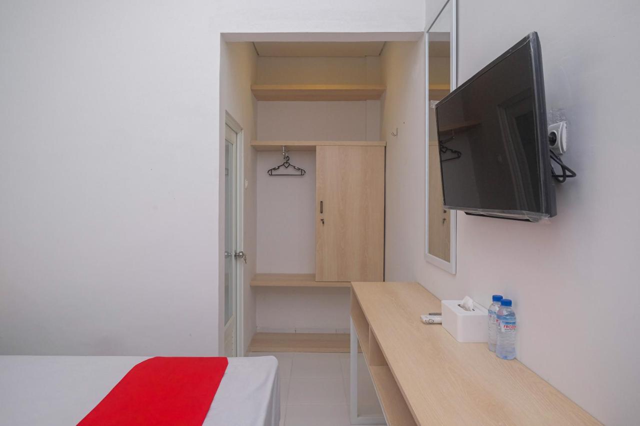 Reddoorz Syariah @ Tlogosari Semarang Hotel Alastuwo ภายนอก รูปภาพ