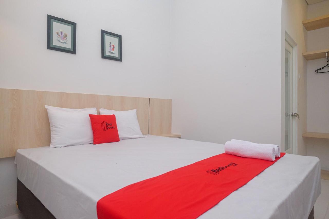 Reddoorz Syariah @ Tlogosari Semarang Hotel Alastuwo ภายนอก รูปภาพ